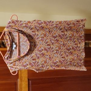 Tahari sleaveless top. Size S. Color orange and tan.